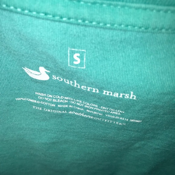 Southern marsh pelican tee - Picture 4 of 4